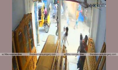 ফতুল্লায় সেলুনে ভয়াবহ গ্যাস বিস্ফোরণে শিশুসহ দগ্ধ ৩