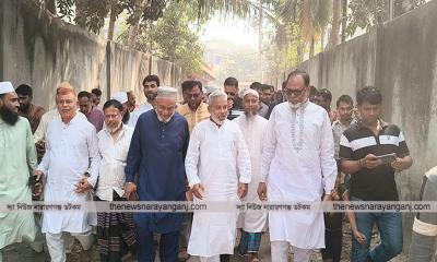 অগ্নিকাণ্ডে ক্ষতিগ্রস্তদের সহায়তার আশ্বাস এমপি মান্নানের