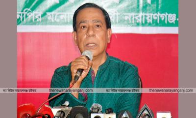 পিছিয়ে পড়ছেন মাসুদ