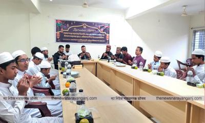 এস. আলম রাজীবের উদ্যোগে এতিম ছাত্রদের নিয়ে ইফতার