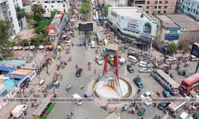 শহর চায় শৃঙ্খলা, স্বার্থান্বেষীরা চায় সুবিধা