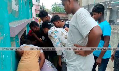 ফতুল্লায় পরিত্যক্ত বাড়িতে শিশুর বিকৃত লাশ উদ্ধার