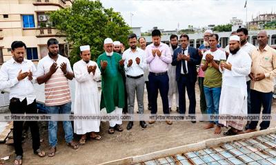 জেলা কালেক্টরেট মসজিদের ছাদের ঢালাই