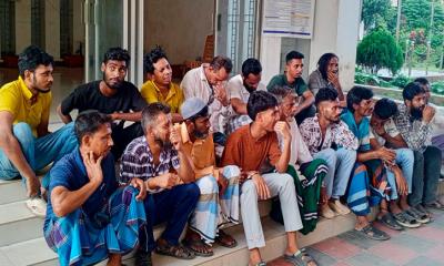 বন্দরে পুলিশের মাদক বিরোধী অভিযানে আটক ১৭