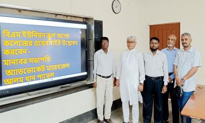 অভিভাবকদের সন্তানদের পড়াশোনার খোঁজ নেয়ার তাগিদ