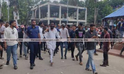 ফতুল্লায় পশুর হাটের শিডিউল নিয়ে দফায় দফায় সংঘর্ষ