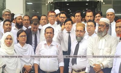 তারেক রহমানের বিরুদ্ধে অপ্রপ্রচারের প্রতিবাদে আদালতে মিছিল সমাবেশ