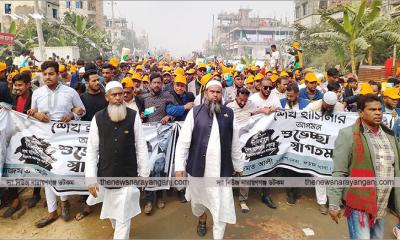 প্রকাশ্যে ছাত্র আন্দোলন হামলাকারী যুবলীগ নেতা