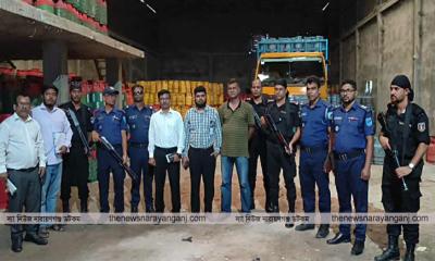 বন্দরে অবৈধ এলপিজি সংরক্ষণাগারে র‍্যাবের অভিযান