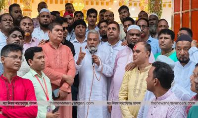 সোনারগাঁয়ে ১১ পূজা মণ্ডপ পরিদর্শন বিএনপি নেতা মান্নানের
