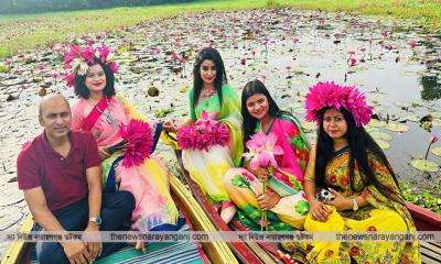 রূপগঞ্জের বিল প্রকৃতির সৌন্দর্য বাড়িয়ে তুলেছে পদ্ম-শাপলার সমারোহ 