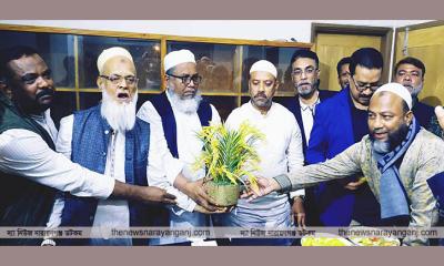 বিএনপিকে কাছে টানতে মনির কাসেমীর তোষামোদী