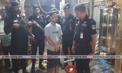 সোনারগাঁয়ে অবৈধভাবে ভোজ্য তেল উৎপাদন, ২ লাখ টাকা জরিমানা 