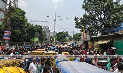ভর্তি পরীক্ষা চলাকালীন সড়ক অব্যবস্থাপনায় ক্ষোভ