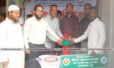 সদরে চাষীদের মাঝে মৎস্য ও সবজি চাষের উপকরণ বিতরণ