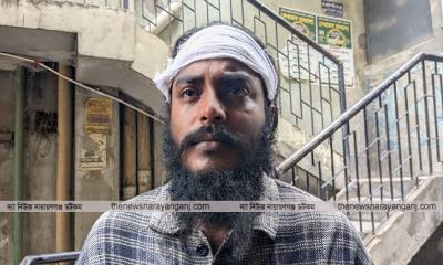 সঙ্গীত শিল্পী তাকবীরের উপর হামলা