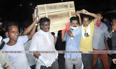 হাতে উঠে আসে মাংসগুলো : খোরশেদ