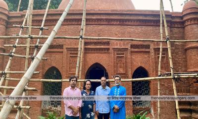 সোনারগাঁয়ের প্রাচীন মসজিদের সংস্কার কাজ পরিদর্শন