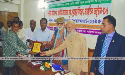 কাব্যছন্দ সাহিত্য ইন্সপায়ার অ্যাওয়ার্ড পেলেন ডালিম