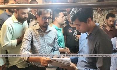 সোনারগাঁয়ে পঁচা ও অস্বাস্থ্যকর মাংস বিক্রি, ব্যবসায়ীর জরিমানা 