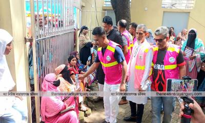 এইচএসসি পরীক্ষা কেন্দ্রে বিশুদ্ধ পানি বিতরণ