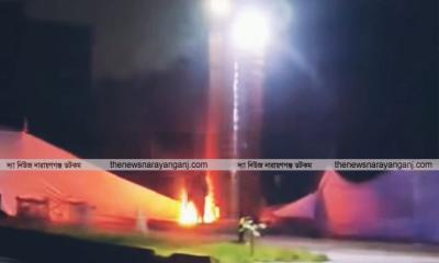 নারায়ণগঞ্জে ‘জুলাই স্মৃতিস্তম্ভে’ অগ্নিসংযোগ