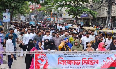 বালুর ট্রাক মার্কা গণতন্ত্র ফেরাতে চাইলে প্রতিহত করা হবে