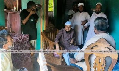 বন্দরে অগ্নিকাণ্ডে ক্ষতিগ্রস্থ পরিবারের পাশে আবদুল জব্বার