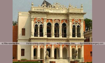 বড় সরদার বাড়ি যাদুঘরের অনিয়ম তদন্তে প্রধানমন্ত্রীকে স্মারকলিপি