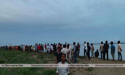 বিয়ের অনুষ্ঠানে যাবার পথে ১৪ জন নিয়ে ট্রলার ডুবি, নিহত ১ নিখোঁজ ৪