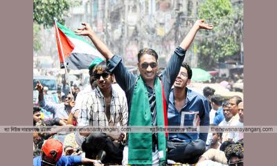 ভাইরাল জাকির খান