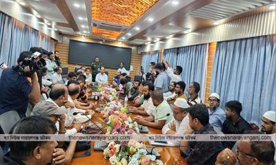 বাস ভাড়া নিয়ে সাড়ে চার ঘণ্টার মিটিংয়ে ফলাফল শূন্য
