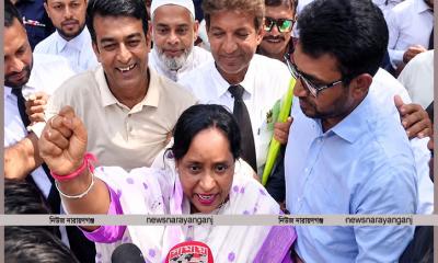 সরকারকে আইভীর চ্যালেঞ্জ!