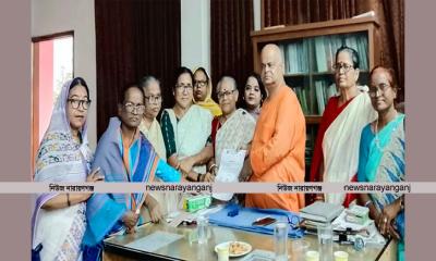 বিভিন্ন পূজা মন্ডপে মহিলা পরিষদের শুভেচ্ছা বার্তা প্রদান 