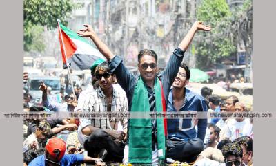 হ্যাঁলো জাকির খান বলছি টাকা লাগবে
