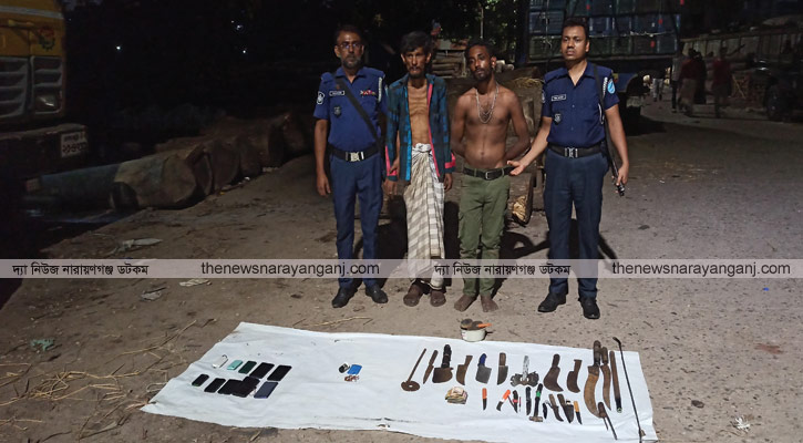 কালীরবাজারে যৌথ বাহিনীর অভিযানে অস্ত্র ও মাদকসহ আটক ২ 