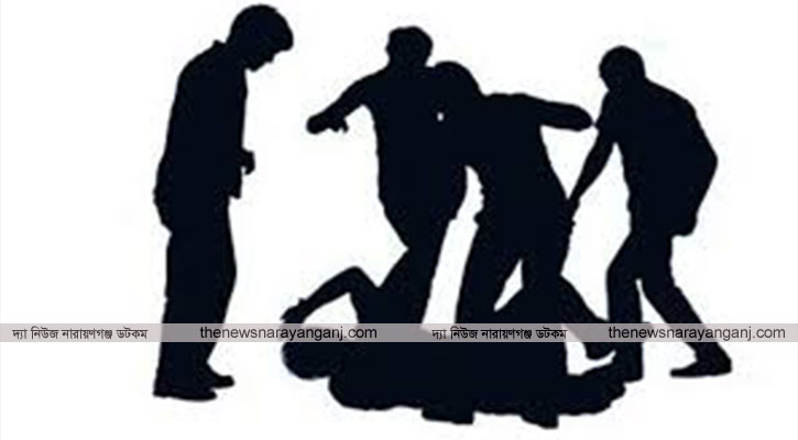 বন্দরে হামলায় পাওনাদার জখম